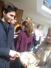 Emmausgang_04_Agape (2).jpg